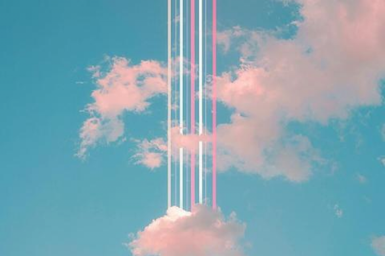 彩虹云市场，创新的购物体验平台。