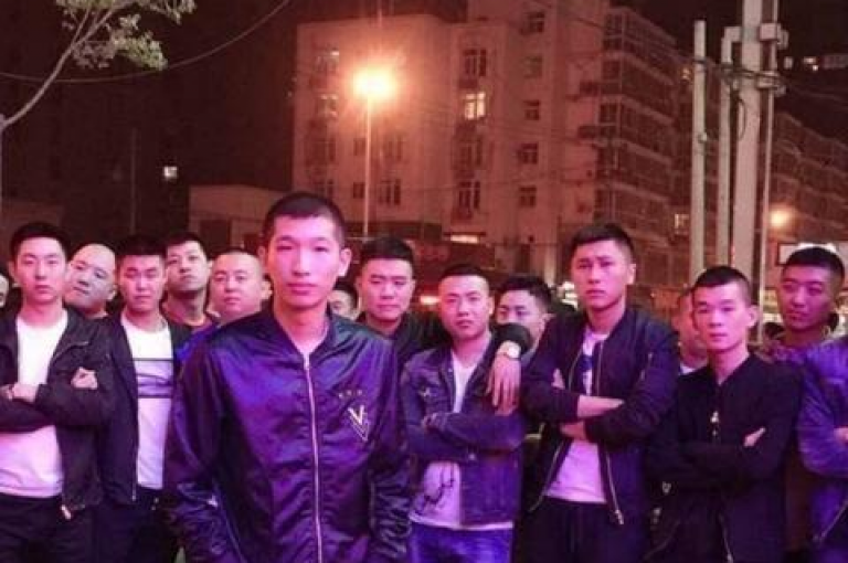 探索网络推广的新高度，选择我们的平台，享受安全快捷的抖音流量充值与快手粉丝增长服务。