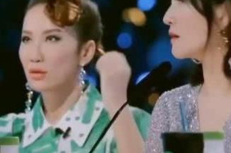 抖音账号交易平台，极速发卡网 - 全天候自动结算服务 - da666top地铁逃生游戏