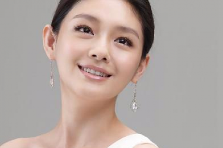 抖音真人评论软件能够有效提升视频的互动率，增加内容的可信度和吸引力。