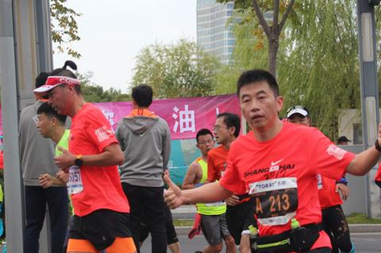 QQ资料卡自动回赞,qq空间点赞自助平台深圳 - qq主页点赞链接 - 1元3000粉丝不掉粉丝怎么弄