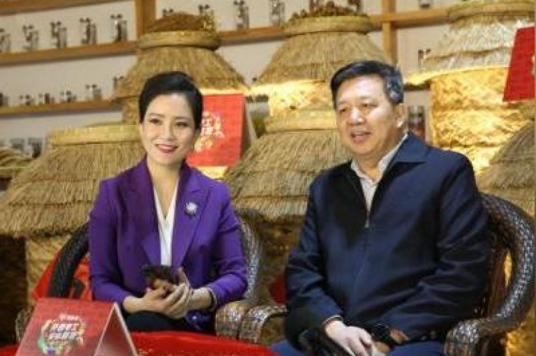 拼多多助力活动的真实性存疑，若遇到此类情况，建议谨慎对待并咨询官方渠道以获取准确信息。