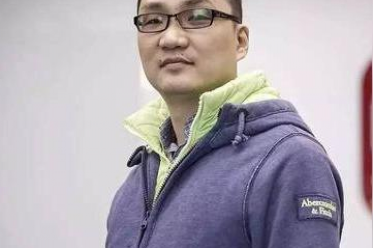 拼多多如何助力好友成功，详细步骤指南。