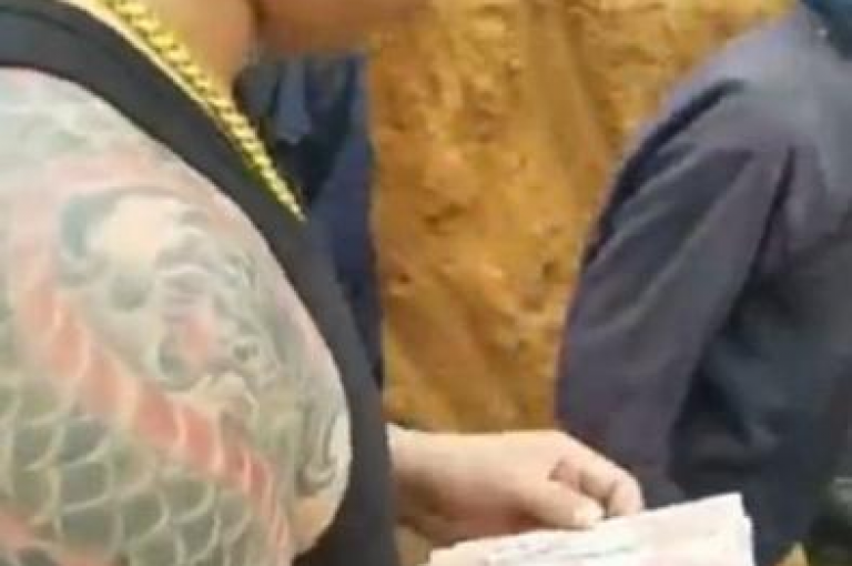 探索网络直播新境界，快手直播间的人气互动是否真的可以0.5元换取1000个赞？揭秘24小时不间断的ks双击业务与粉丝增长秘诀！