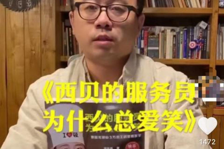 通过精心策划内容和利用热门话题，你可以在抖音上免费获得高达10000次的视频播放量。