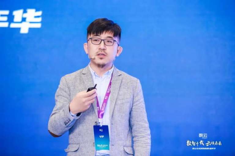 提供各类社交平台增值服务，包括快速增加QQ空间人气、抖音视频点赞即时充值以及正规途径获取10000抖音粉丝。