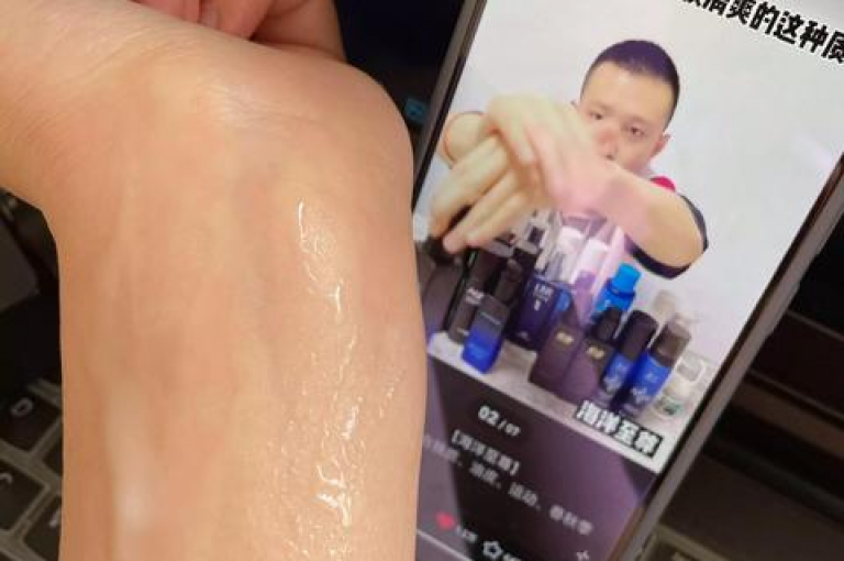 云端购物新天地 - 全天候自助下单商城隆重上线!
