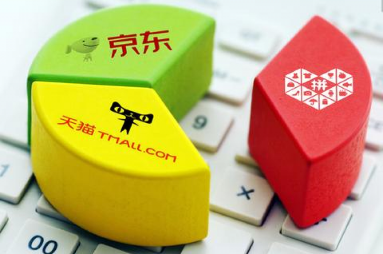 拼多多的相互助力群聊是否真实存在，需要用户自行甄别。