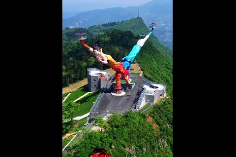 探索快手视频播放量自助下载的全新平台，掌握高效获取内容的策略与技巧。