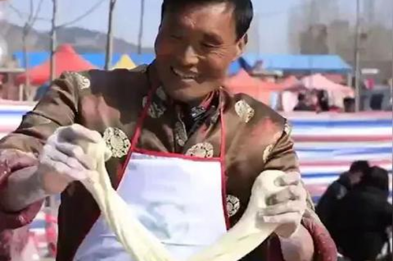 1元即可获得快手100粉丝增长服务(快手粉丝快速增加,只需支付1元)。
