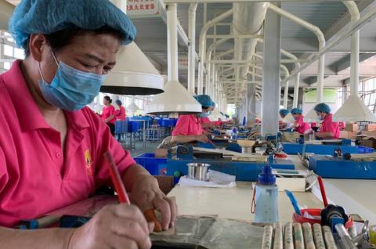 助力升级拼多多互助平台，提供真实的人工支持服务。