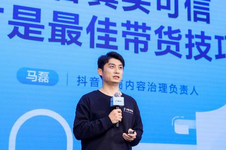 抖音100粉丝涨到900粉丝难吗？这个问题的答案因人而异，取决于你的努力和策略。