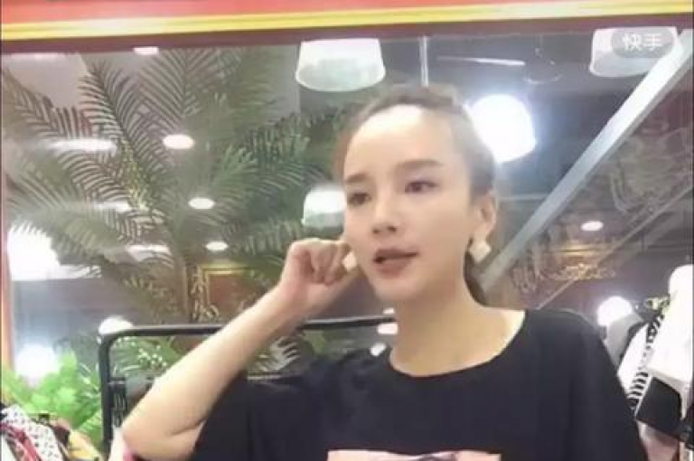 探索网络世界，发现QQ业务网24小时自助下单的便捷，体验快手充值1元带来的无限可能。