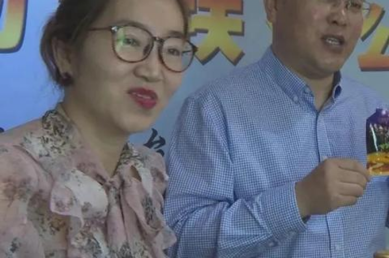 抖音粉丝快速增长，24小时QQ空间说说点赞 - 快手赞 - QQ活动免费名片链接。