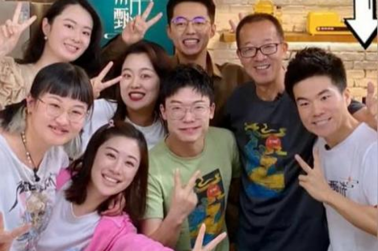 抖音点赞平台以全网最低价提供至尊版服务，支持微信支付的ks自助下单系统全天候开放。