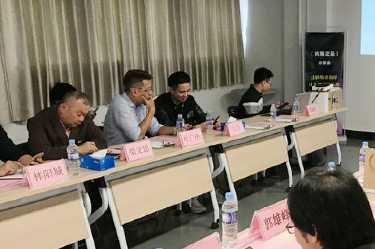 探索云端购物新体验，立即获取安卓云商城App的最新版本。