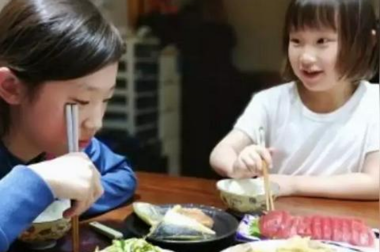 在快手上，只需一元即可参与秒杀活动，赢取高达10000次的视频播放量。