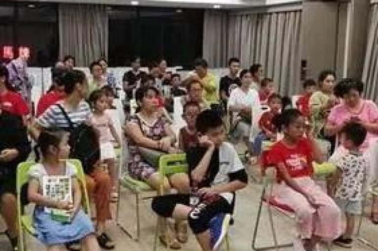 在线自助购物平台，便捷下单新体验。